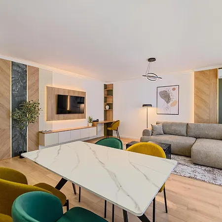 Apartamento Hubix Coresi Braşov