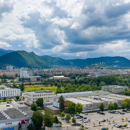 Apartamento Hubix Coresi Braşov